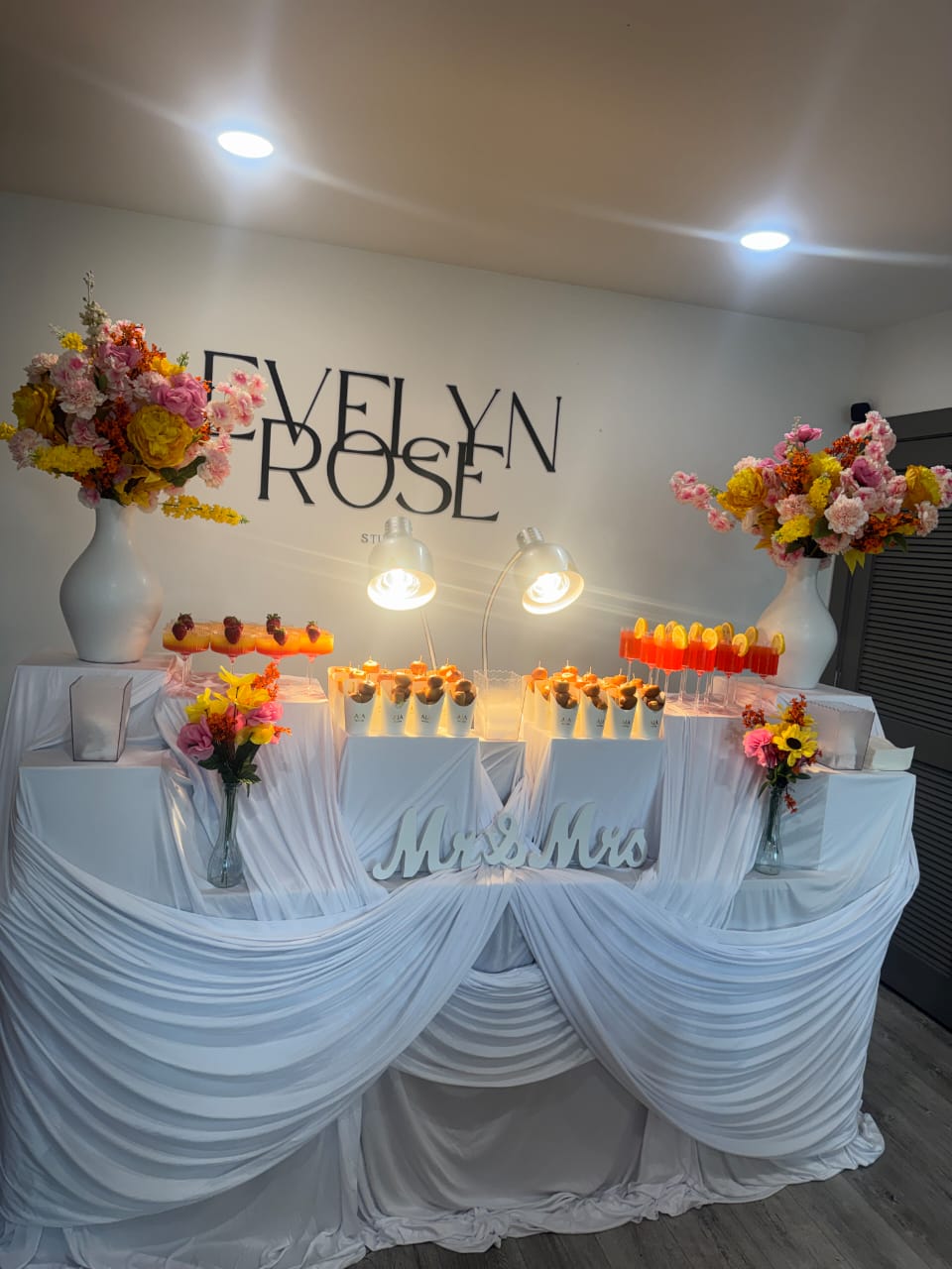 NeeraCakesAndMore drinks and catering display